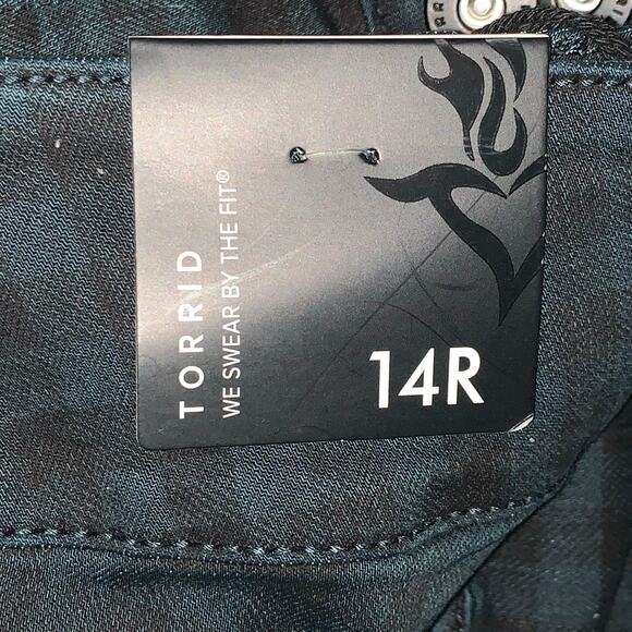 Torrid Denim Jegging  Moto Zip Plaid 14r - Picture 12 of 12